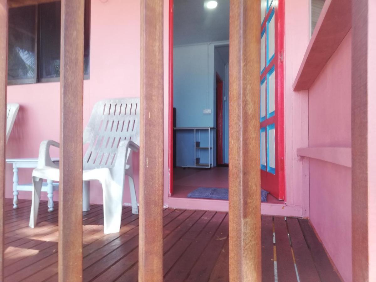 Permata Beach Chalet Kampong Juara Extérieur photo