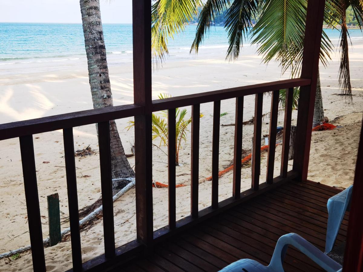 Permata Beach Chalet Kampong Juara Extérieur photo