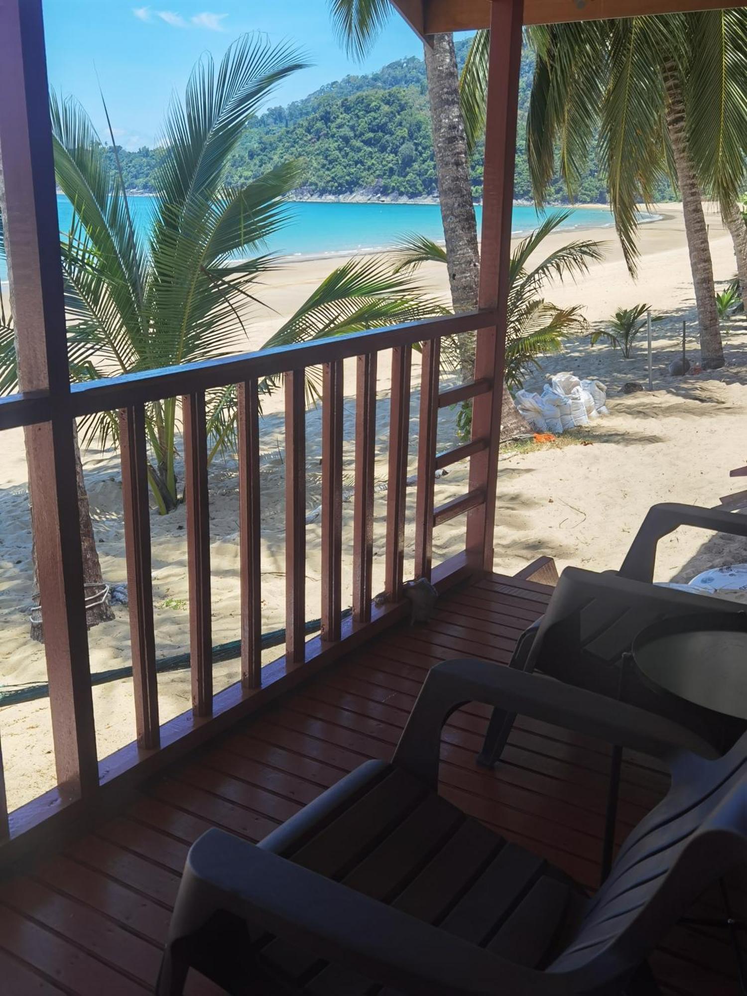 Permata Beach Chalet Kampong Juara Extérieur photo