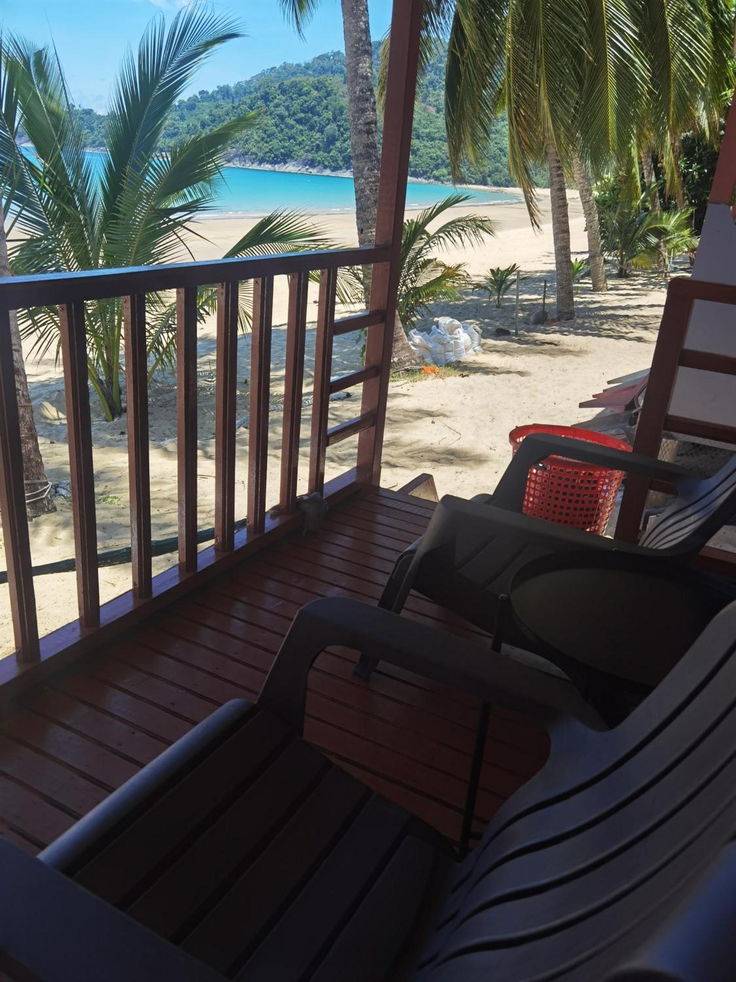Permata Beach Chalet Kampong Juara Extérieur photo