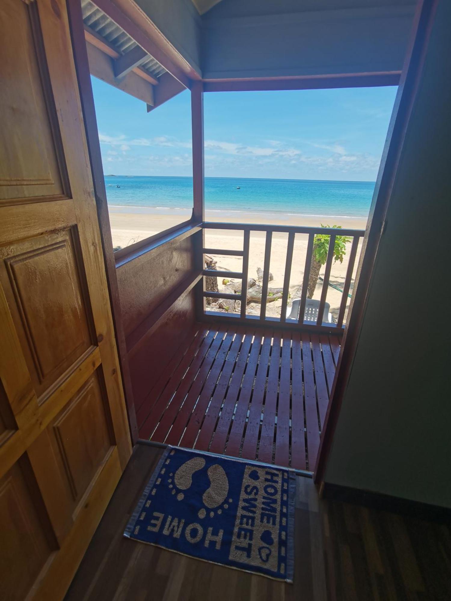 Permata Beach Chalet Kampong Juara Extérieur photo