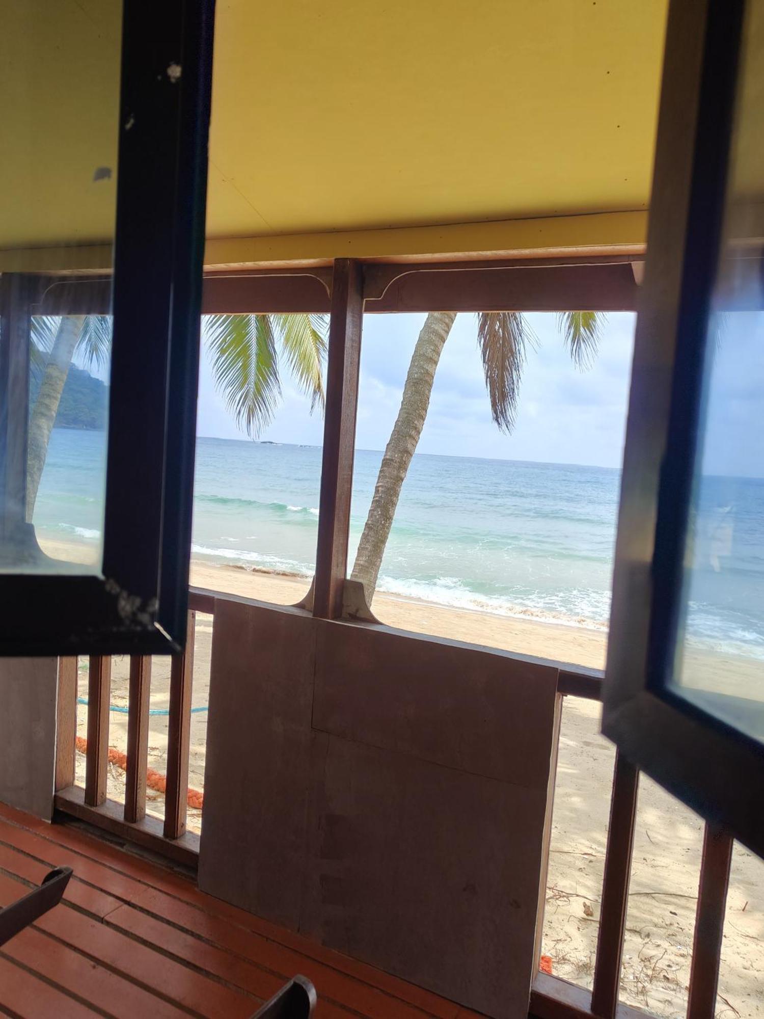 Permata Beach Chalet Kampong Juara Extérieur photo